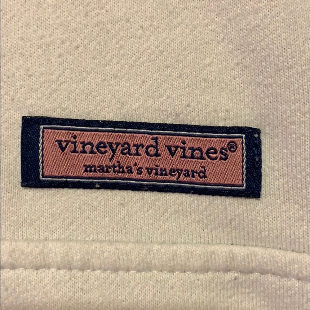 *SOLD* vineyard vines sweatshirt will trade too
